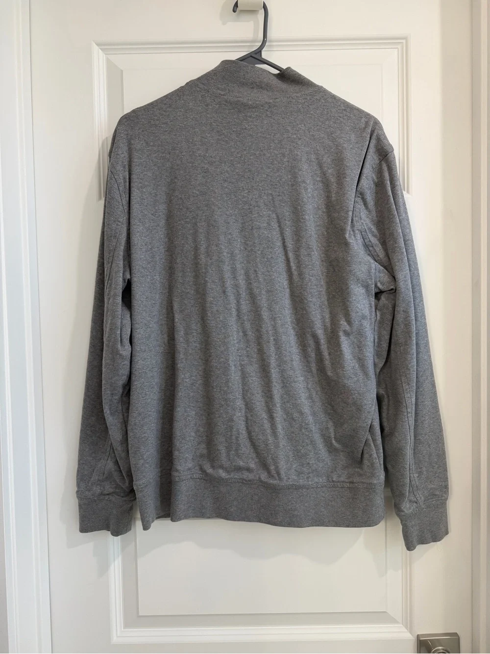 Banana Republic light gray